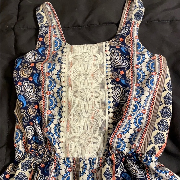 Jumper - Picture 2 of 5